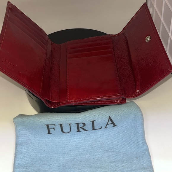 💯 Candy Apple Red Furla Wallet - Picture 3 of 7